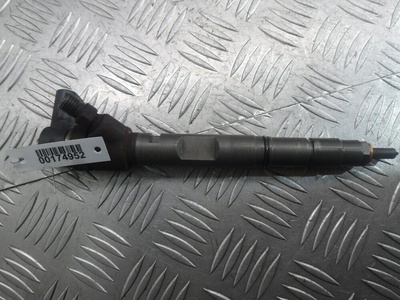 057130277M Форсунка топливная Audi A8 D3 (4E2) 2002 - 2005 2004 , 0445110158