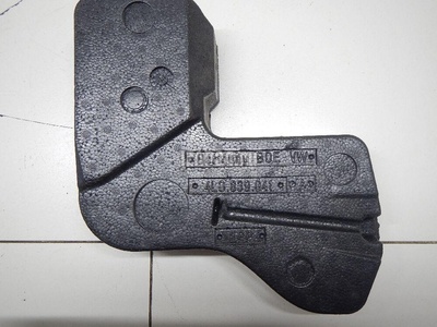 4L0839841A Усилитель двери VAG Q7 [4L] (2005 - 2015)