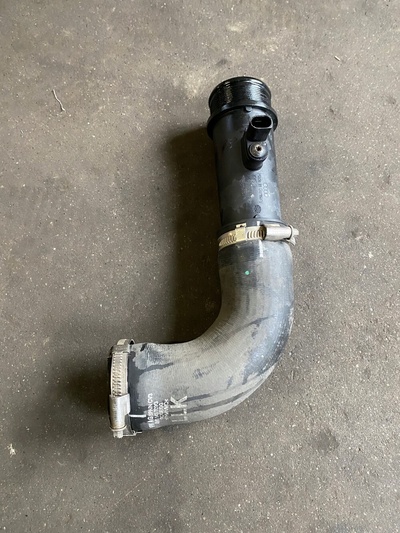 4M0145709G audi q7 4m шланг провода интеркулера