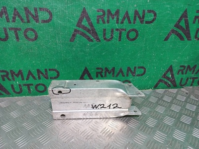 A2126200995 Кронштейн усилителя бампера Mercedes E-Class W212, S212 2009-2016