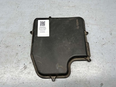 4B1907613 Крышка блока предохранителей Audi A6 C5 (S6,RS6) 2004