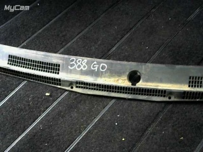 MB814442 Решетка стеклоочистителя (Дождевик) Mitsubishi Galant 8 1999