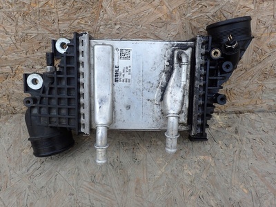 04L145749L радиатор интеркулер volkswagen транспортер t6 crafter