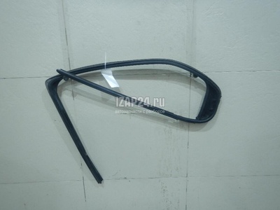 823314662R Уплотнитель стекла двери Renault Logan II 2014
