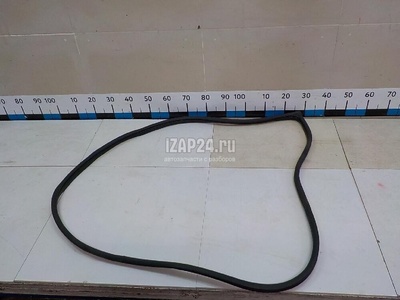82110D7000 Уплотнитель двери Hyundai-Kia Tucson 2015