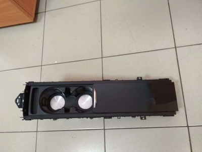JPLA048196FC Подстаканник Land Rover Range Rover Sport 2 restailing 2019 , JPLA048196, JPLA048196A, LR116504