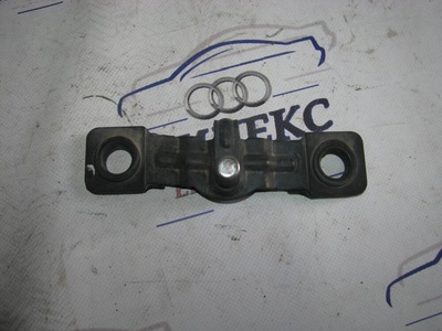 3C9827507 ответная часть замка багажника VW Passat (B6) 2005-2010 2006