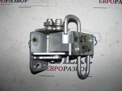 3B4833412C петля двери VW Passat (B5+) 2000-2005 2003