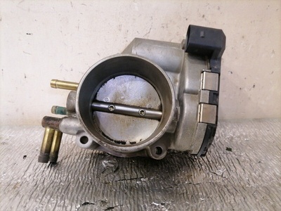 078133062B Дроссельная заслонка Audi A6 4B2 2000 , 0280750030