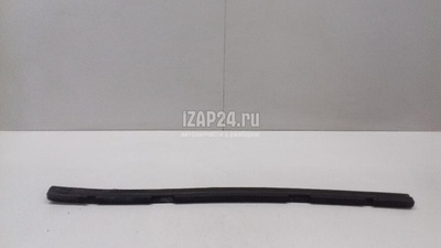 7L0121345 Уплотнитель (внутри) VAG Q7 [4L] (2005 - 2015)