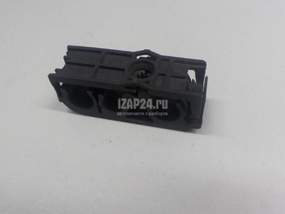 4G0201190 Скоба крепежная VAG Q7 [4L] (2005 - 2015)