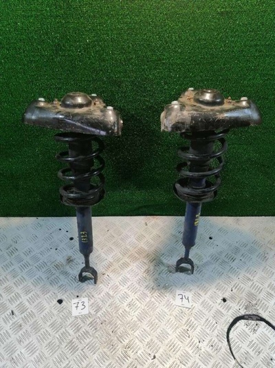 8D0413031P Стойка амортизатора переднего правого Audi A4 B5 (S4,RS4) 1998