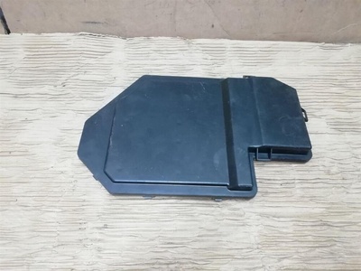 4F0035613 Крышка блока предохранителей Audi A6 Allroad C6 2007