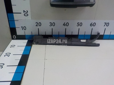 LR043783 Уплотнитель двери Land Rover Range Rover Sport 2013