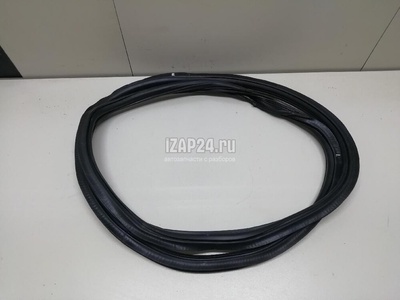 8W5833721A Уплотнитель двери VAG A4 [B9] 2015