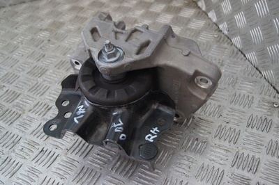 68451120AB джип wrangler jl 2.0t подушка лапа двигателя правый