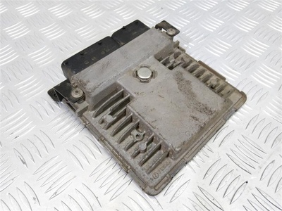 03F906070HA Блок управления двигателем Skoda Rapid 2013