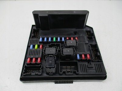 284B7JD01B qashqai j10 07 - 13 блок предохранителей 1.6 16v