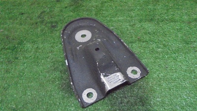4f0399541c кронштейн балки Audi Allroad quattro 2005-2012 09.2006