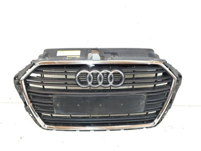 8V3853651AARN4 Решетка радиатора AUDI A3 8V 2016-2019