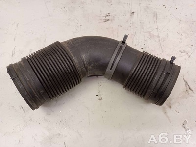 1J0129684B Патрубок воздушного фильтра Audi A3 8L (S3,RS3) 1999