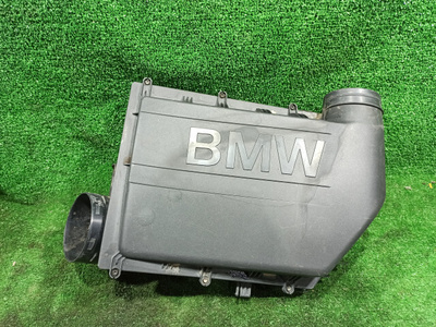 13717583713 Корпус воздушного фильтра BMW X6 E71 (08-14)/X5 E70 (07-13) 3.0 б/у