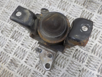 123050D051 Опора двигателя Toyota Corolla IX 2003-2007