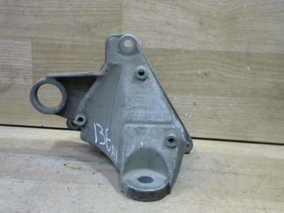 8D0399114S Кронштейн КПП Audi A4 B5 (S4,RS4) 1997