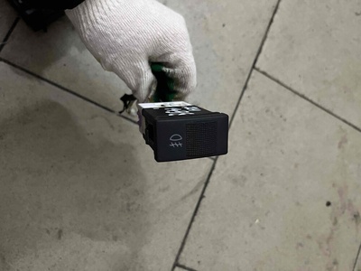 4d0941535 Кнопка включения противотуманных фар(ПТФ) Audi A8 D2 1999-2002 1999