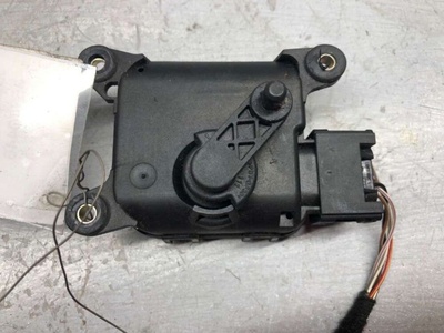 4B1820511L Моторчик заслонки печки Audi A6 C5 (S6,RS6) 2004 , 0132801170, MF116880-1931, BOSCH