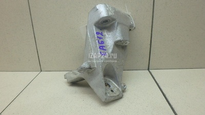 7L8199307F Кронштейн двигателя левый VAG Q7 [4L] (2005 - 2015)