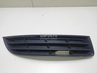 3C08536669B9 Решетка в бампер правая VAG Passat [B6] (2005 - 2010)