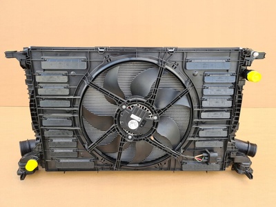8W0121251AD комплект радиатор audi a4 b9 8w a5 f5 2.0tfsi
