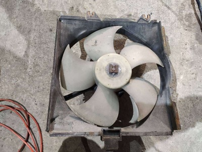 Вентилятор радиатора Dodge Neon 2000
