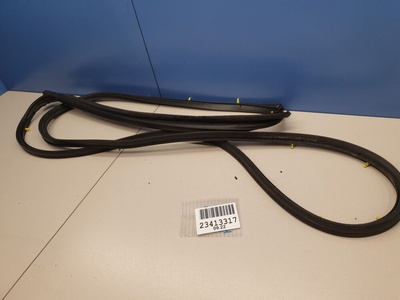 828309U10A Уплотнитель двери задней правой Nissan Note E11 2005-2013