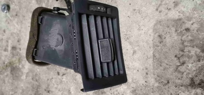8E0820901F Дефлектор обдува салона Audi A4 B7(2004-2008) 2006