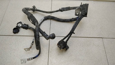 918504L003 Клемма аккумулятора hyundai Solaris (RB) 2010-2017