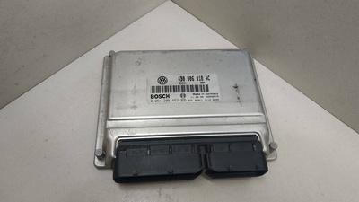 4B0906018AC Блок управления двигателем Audi A4 B5 2000 ,0261206452