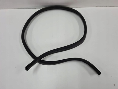A2138870098 уплотнитель mask передняя cls w257