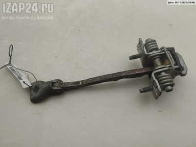 09229749 Ограничитель открывания двери передней Перед. R Opel Vectra C 2004