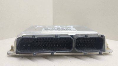 8D0907557S блок управления двигателем Audi A6 4B/C5 2002 ,0261204183
