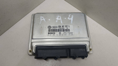 8D0907557S блок управления двигателем Audi A4 B5 1997 ,0261204183