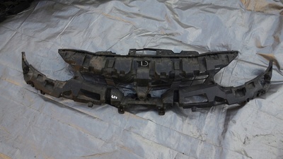 620366815Rmih8 решетка радиатора усиление renault fluence рестайлинг 13 -