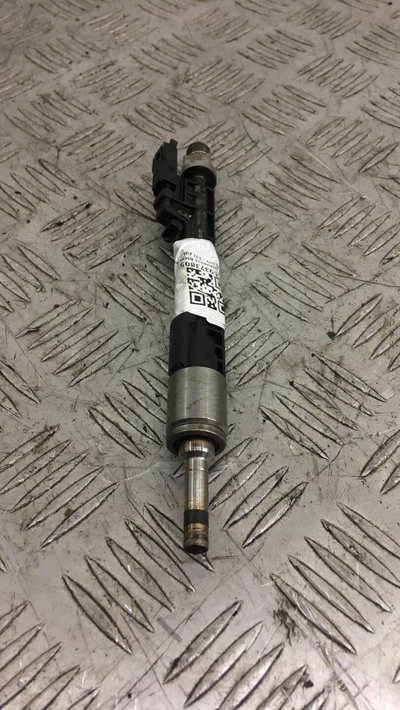 13647597870 Форсунка BMW 5 F10/F11/GT F07 2013