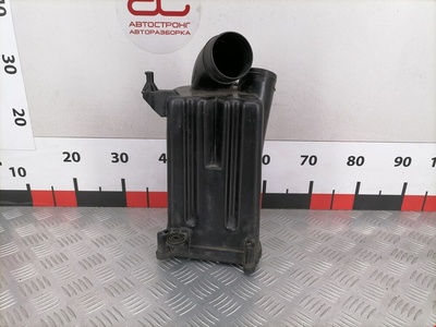 8Z0129607C Корпус воздушного фильтра Audi A2 (-) 2005