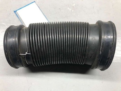 8D0129627 Патрубок воздушного фильтра Audi A4 B5 1997