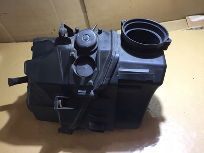 4E0129620C audi a8 d3 корпус фильтра воздушный