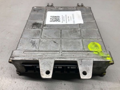8D0907557B Блок управления двигателем Audi A4 B5 1995 BOSCH, , 0261203554