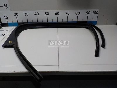 51359800614 Направляющая стекла двери BMW Countryman R60 (2010 - 2016)