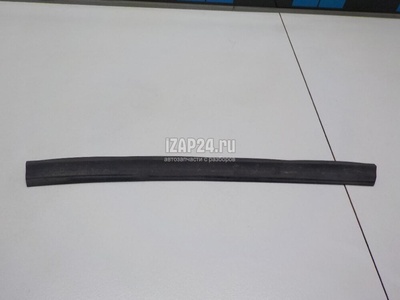 LR034444 Уплотнитель капота Land Rover Range Rover IV 2013